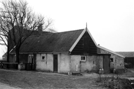 Boerderij te Zijpe (ruilverkaveling Zijpe- en Hazepolder), Bestanddeelnr 170-1526