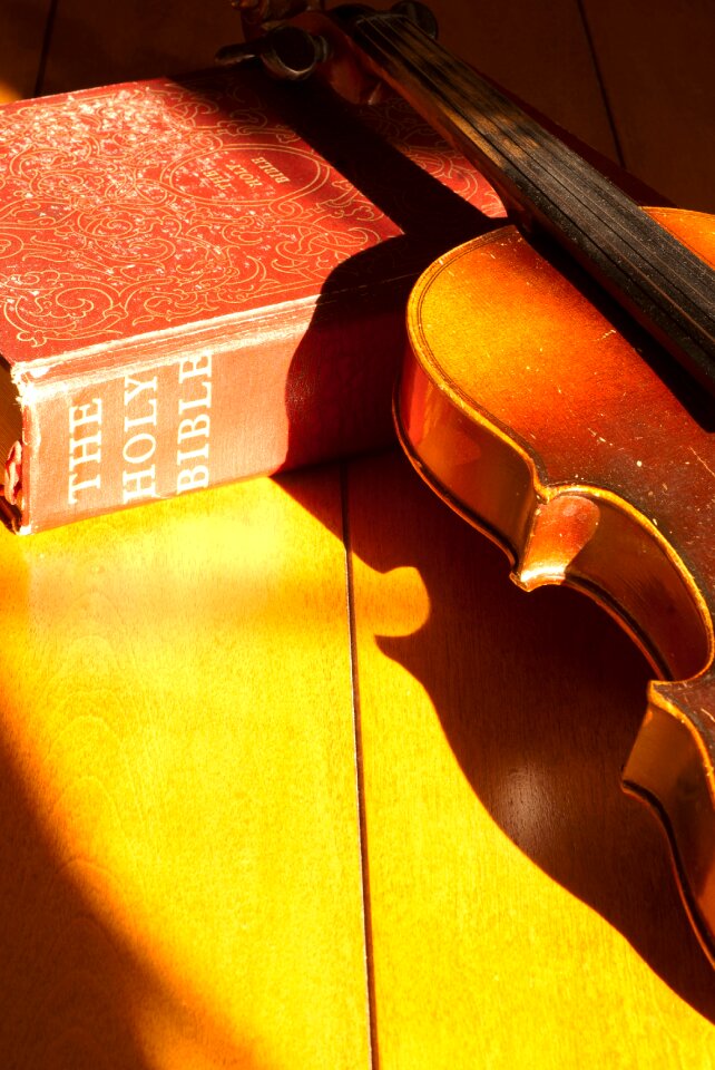 Fiddle music vintage