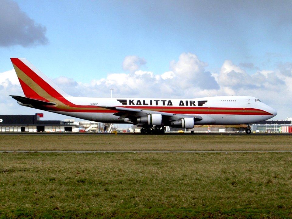 Boeing 747-122(SF) Kalitta Air N716CK