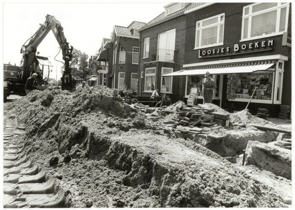 Boekhandel Erven Loosjes. NL-HlmNHA 54035098