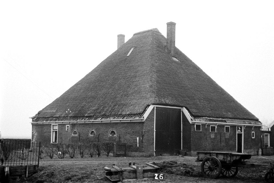 Boerderij te Zijpe (ruilverkaveling Zijpe- en Hazepolder), Bestanddeelnr 170-1524