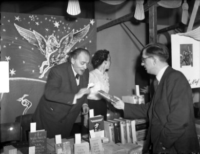 Boekenweek, Paul Hoof met illustrator Bijmoer, Bestanddeelnr 903-8413