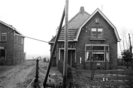 Boerderij te Zijpe (ruilverkaveling Zijpe- en Hazepolder), Bestanddeelnr 170-1527