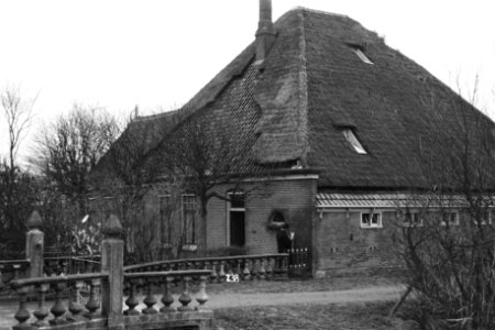Boerderij te Zijpe (ruilverkaveling Zijpe- en Hazepolder), Bestanddeelnr 170-1577
