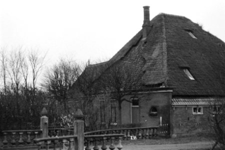 Boerderij te Zijpe (ruilverkaveling Zijpe- en Hazepolder), Bestanddeelnr 170-1578