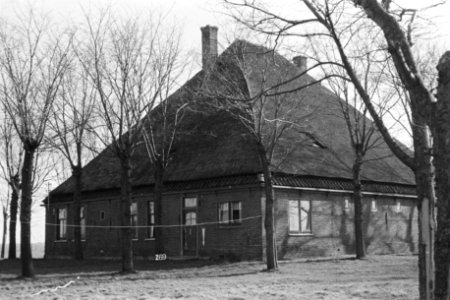 Boerderij te Zijpe (Ruilverkaveling Zijpe- en Hazepolder, Bestanddeelnr 170-1512