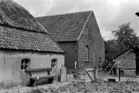 Boerderij bij Lienden (ruilverkaveling Land van Maas en Waal), Bestanddeelnr 170-2335