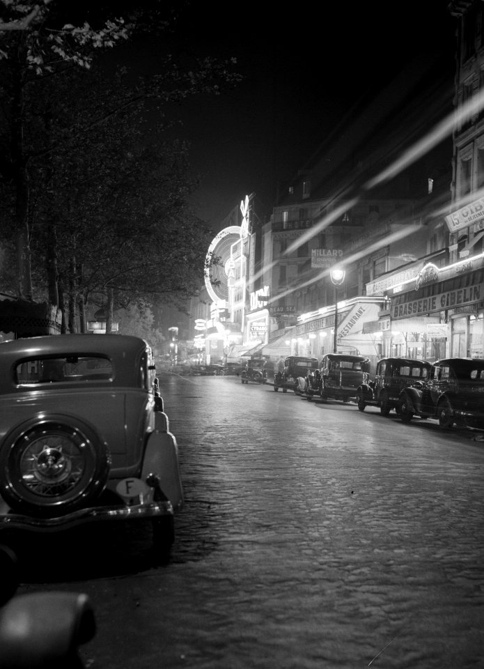 Boulevard Clichy bij nacht, Bestanddeelnr 191-0375