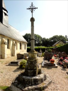 Bois-Himont (Seine-Mar.) croix du cimetière
