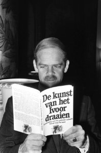 Boeken, portretten, Gaay Fortman, Bas de, Bestanddeelnr 930-1717
