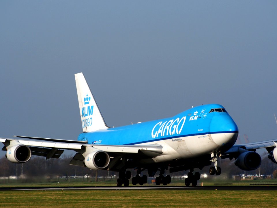 Boeing 747-406(ER-F) KLM Cargo PH-CKA, landing at AMS Amsterdam (Schiphol), pic1