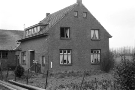 Boerderij bij Susteren of Sittard (ruilverkaveling Nieuwstadt), Bestanddeelnr 170-2547