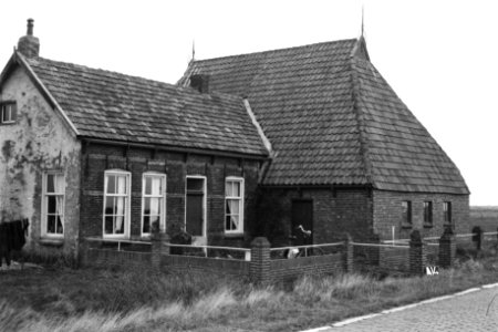 Boerderij aan de Verbindingsweg ten westen van het dorp Ballum (Ruiverkaveling A, Bestanddeelnr 170-1711