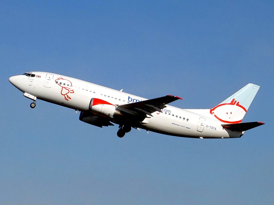 Boeing 737-3Q8 BMIBaby G-TOYA