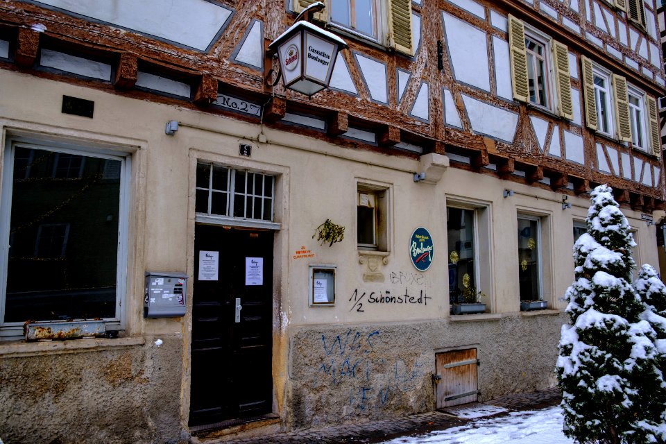 Boulanger-in-Tübingen-mit-Schnee