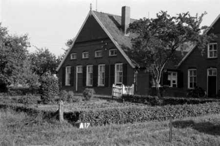 Boerderij te Aalten (ruilverkaveling Aalten), Bestanddeelnr 170-2048