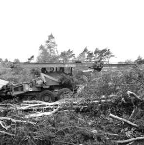 Bomen, machines, onttakken, Bestanddeelnr 164-1062