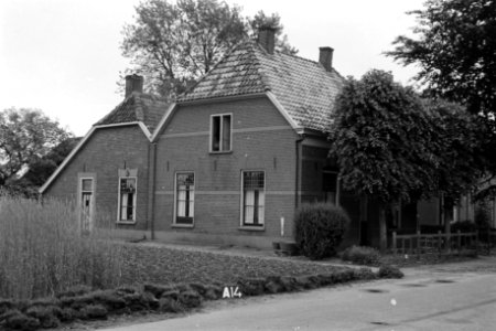 Boerderij te Aalten (ruilverkaveling Aalten), Bestanddeelnr 170-2054