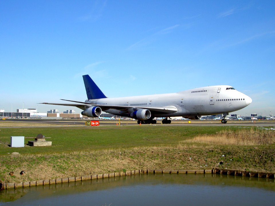 Boeing 747-200 N534MC pic1