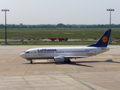 Boeing 737-300 Lufthansa D-ABXX (1) photo