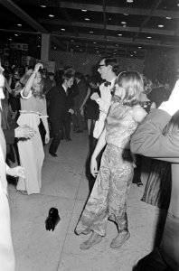 Boekenbal 1967, dansen tijdens bal, Bestanddeelnr 920-1076