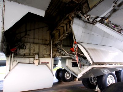 Boeing 747 Main landing gear pic2