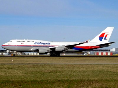 Boeing 747-400 Malaysia Airlines 9M-MPC Amsterdam Schiphol (AMS - EHAM), 28 February 2005
