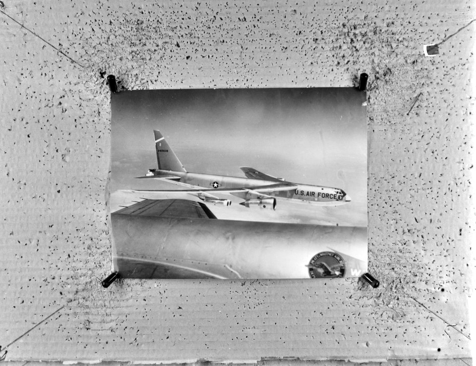 Boeing B-52E, Pratt& Whitney JT9D test-bed 926-1384