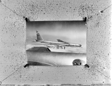 Boeing B-52E, Pratt& Whitney JT9D test-bed 926-1384