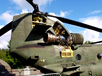 Boeing CH-47D Chinook Royal Dutch Army photo-3