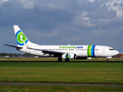 Boeing 737-8K2 Transavia Airlines PH-HZX, 11Aug2014, landing at Schiphol (AMS - EHAM), The Netherlands, pic2
