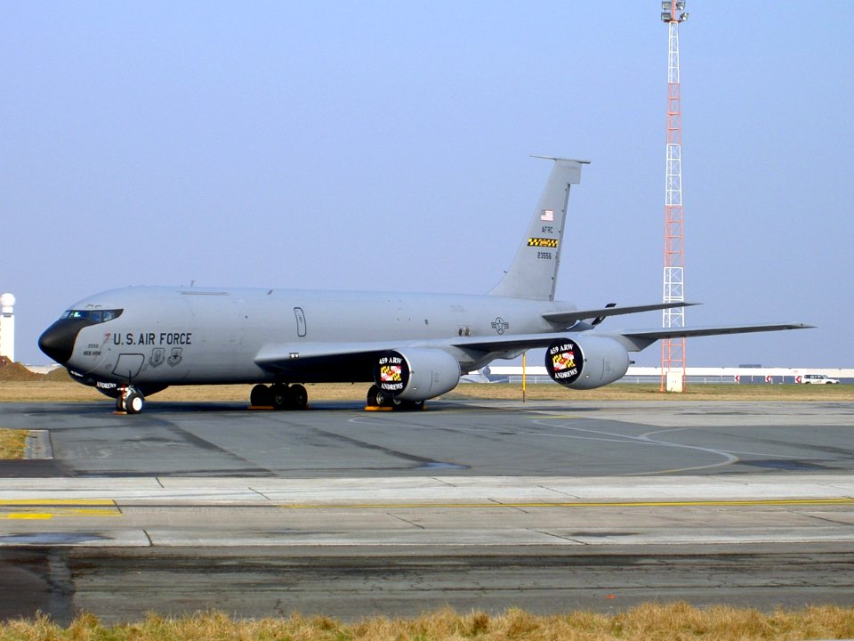 Boeing KC-135R Stratotanker USAF 23556