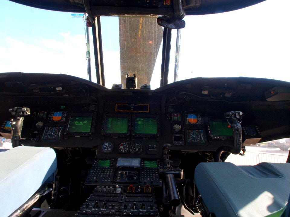 Boeing CH-47D Chinook Royal Dutch Army photo-6