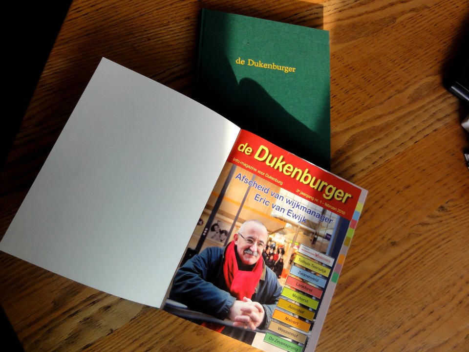 Boekbindclub Dukenburg Tijdschriftbinden 002 eerder jaar, voorin geopend