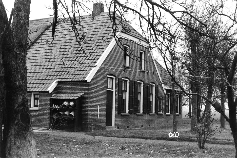 Boerderij te Ommen (ruilverkaveling Ommerveld), Bestanddeelnr 170-1740