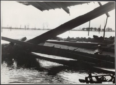 Boerderijen, overstromingen, Bestanddeelnr 035-0524