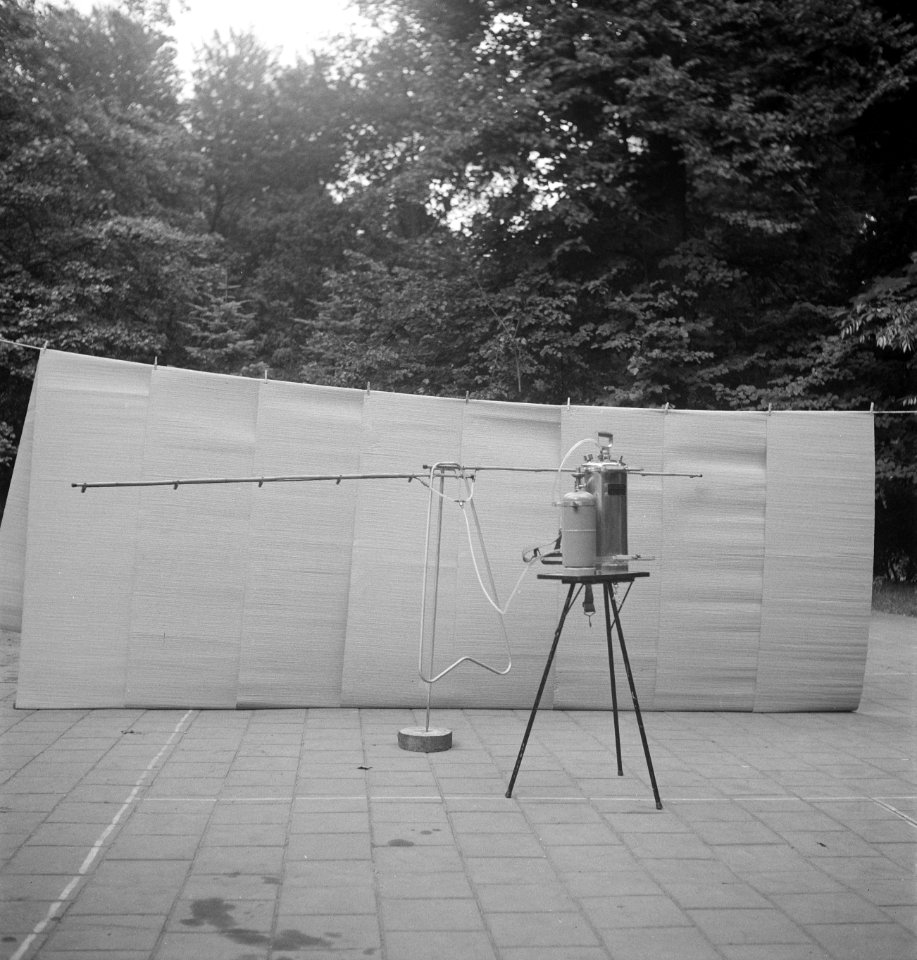 Bomen, sproeiinstallaties, tenten, Bestanddeelnr 251-9722
