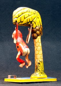 Bombo, tin toy monkey in tree, pic 7
