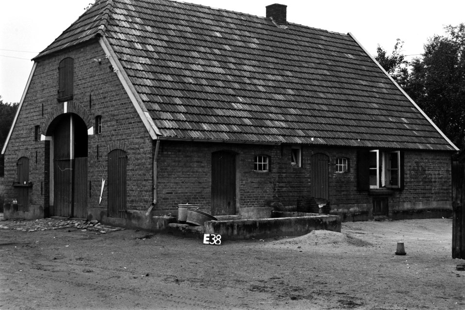 Boerderij te Eibergen (ruilverkaveling Rekken), Bestanddeelnr 170-1692