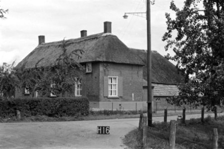 Boerderij te Horssen (ruilverkaveling Maas en Waal), Bestanddeelnr 170-2190
