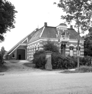 Boerderij van WF Buiter aan de Dorpsweg 55 te Onnen, Bestanddeelnr 163-0274