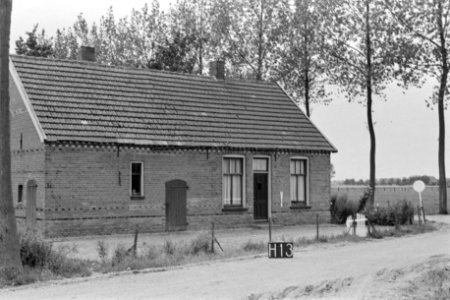 Boerderij te Horssen (ruilverkaveling Maas en Waal), Bestanddeelnr 170-2191