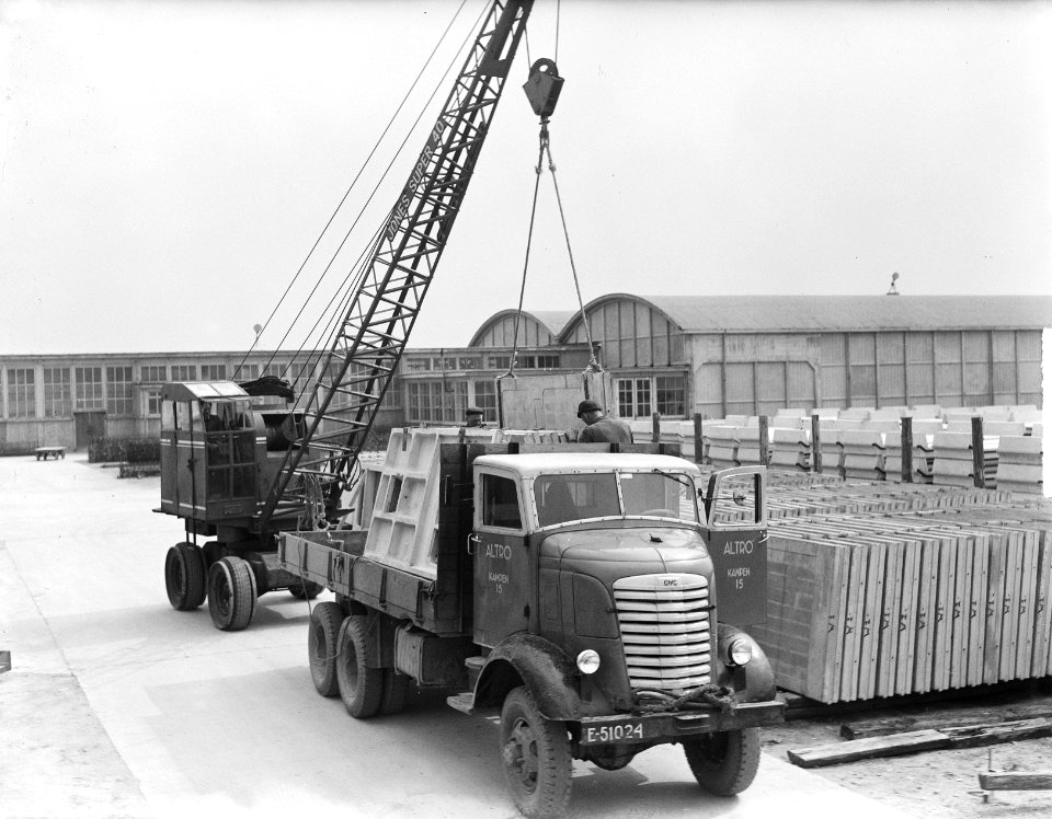 Boerderijen in Noordoostpolder bij NV Schokbeton te Kam, Bestanddeelnr 903-9164