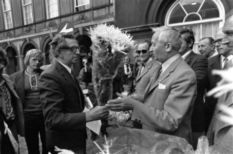 Boeren en tuinders demonstreren op het Binnenhof i.v.m. landbouwdebat in Tweede , Bestanddeelnr 927-4138