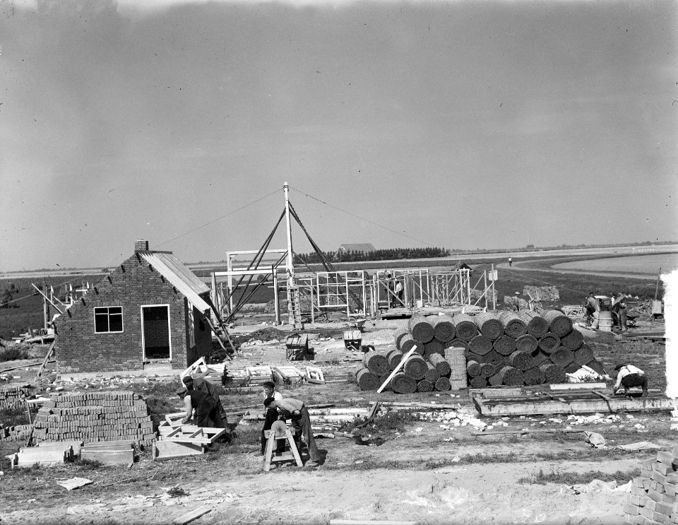 Boerderijenbouw in Noordoostpolder bij Markenesse, Bestanddeelnr 903-5329