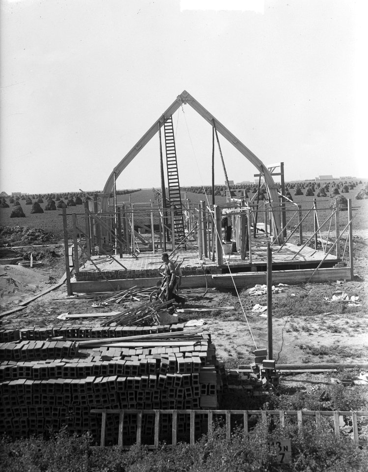 Boerderijenbouw in Noordoostpolder bij Markenesse, Bestanddeelnr 903-5327