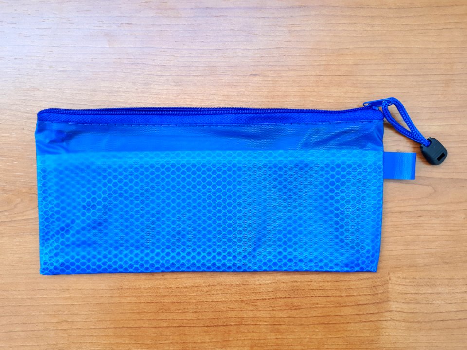 Blue zipper storage bag - 23 x 11 cm A