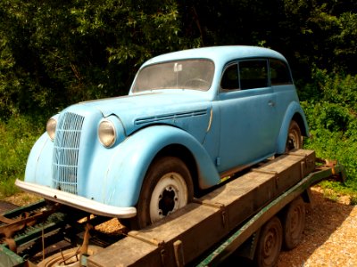 Blue oldtimer pic3