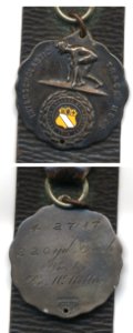 Bo.mcmillin.1917.centre.medal02