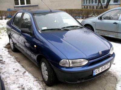 Blue Fiat Siena HL 1,4 in Kraków (2)